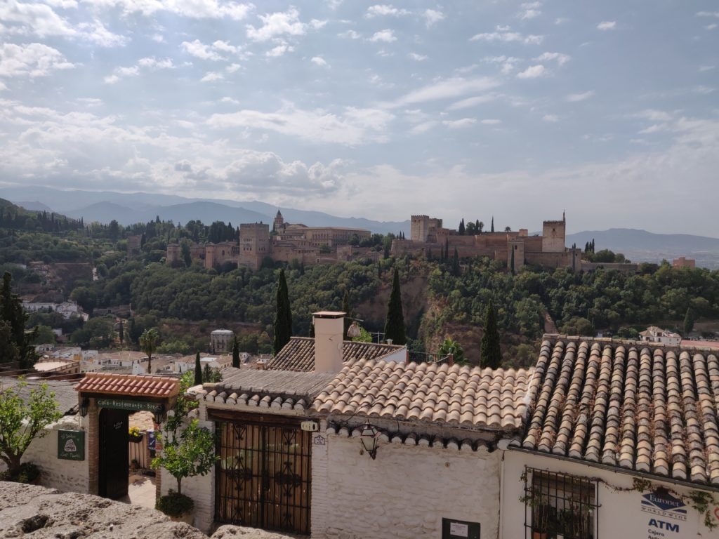 Vue perchée de l'Alhambra